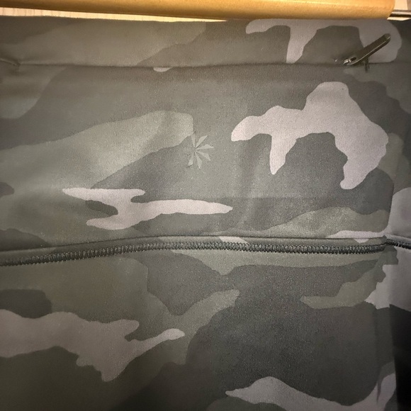 EUC Athleta Match Point Athletic Skort Gray Camouflage Medium - Picture 4 of 9